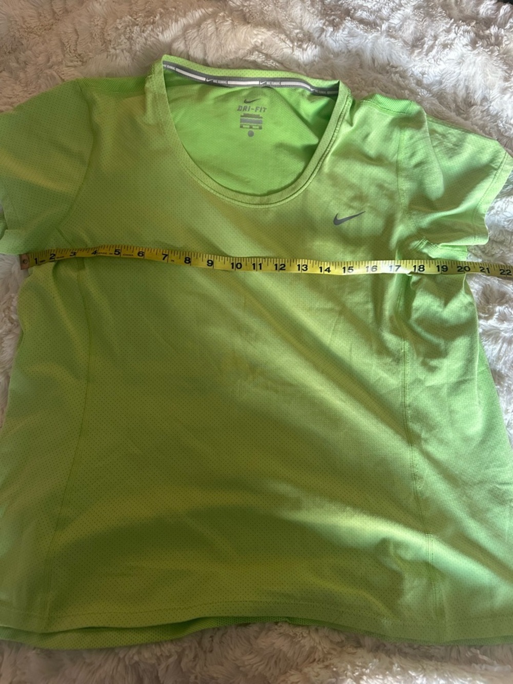 Nike Women's Dri-FIT Short-Sleeve Top Bright Green size XL - Picture 14 of 15